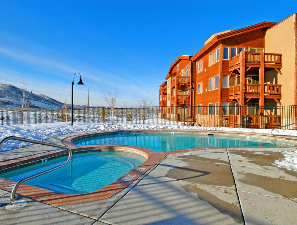 Image of Crestview Condominiums