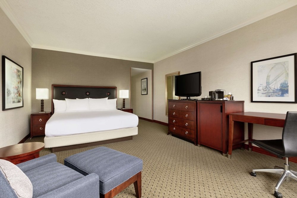 Image of Hilton Charlotte Executive Park