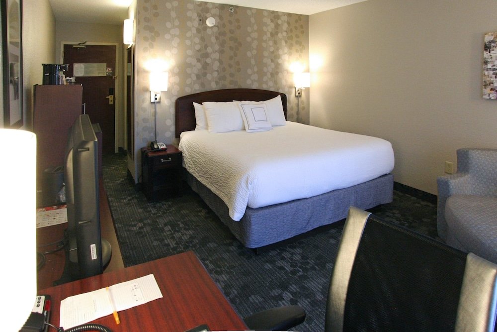 Image of Courtyard by Marriott Charlotte/Matthews