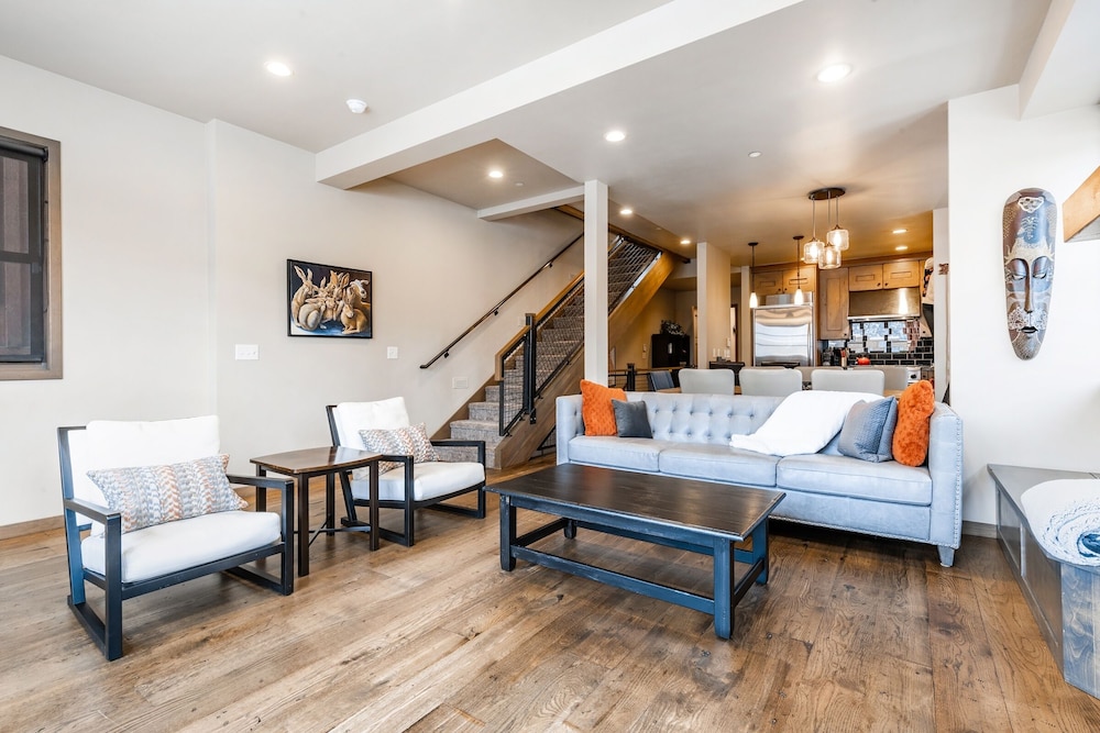 Image of 1212 Empire Avenue 4 Bedroom Home
