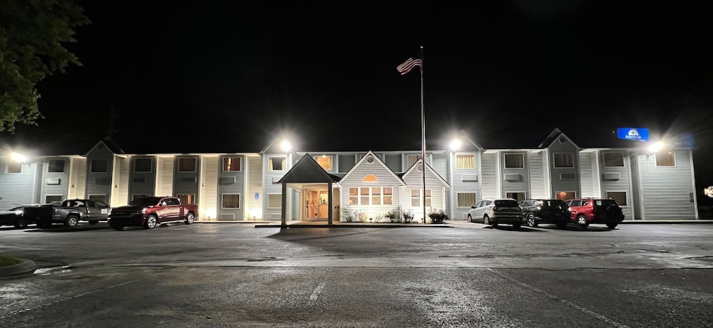Image of Americas Best Value Inn & Suites Ada
