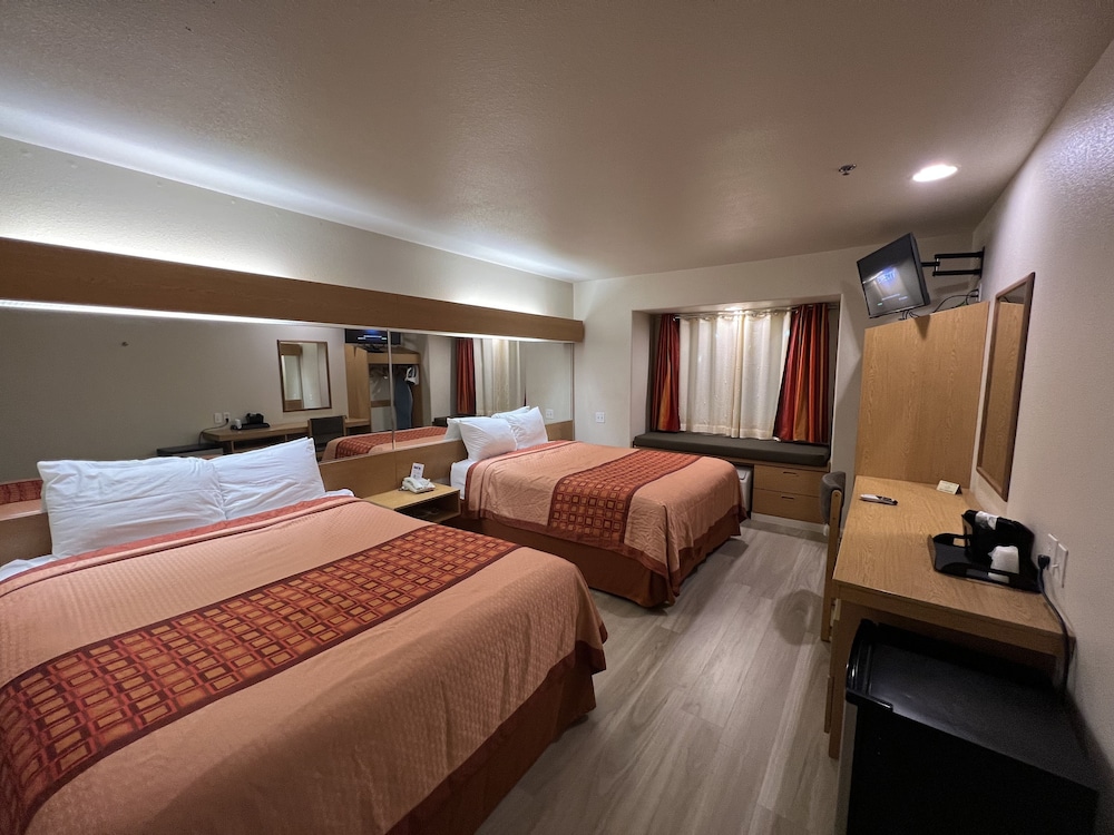 Image of Americas Best Value Inn & Suites Ada