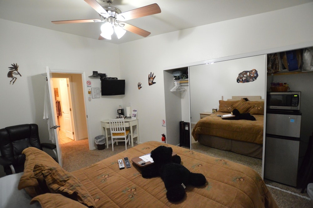 Image of The Bear's Den B&B
